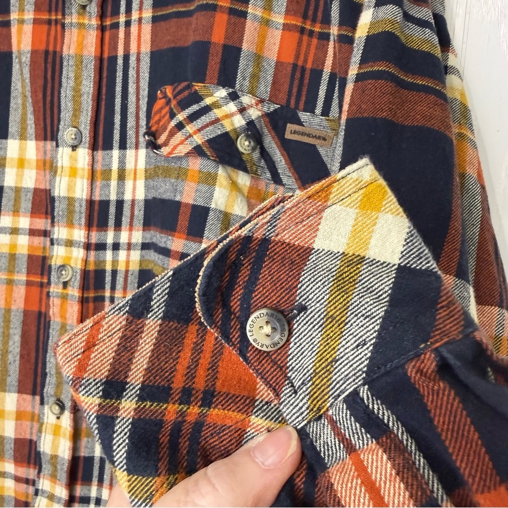 Legendary Whitetails plaid flannel shirt size 2X - Picture 6 of 9